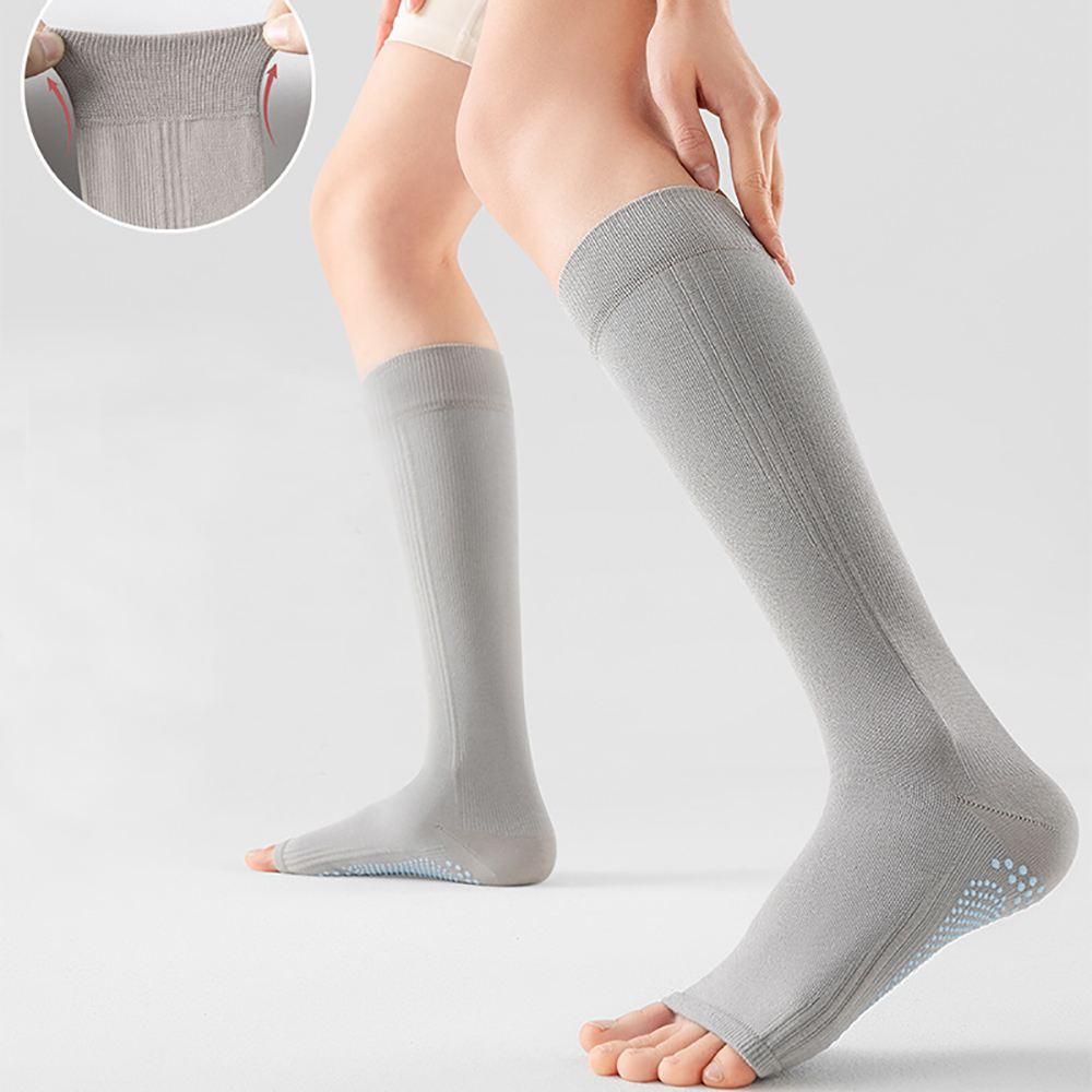 Kaus Kaki Yoga Profesional den - Yoga Mat ulasan dan harga