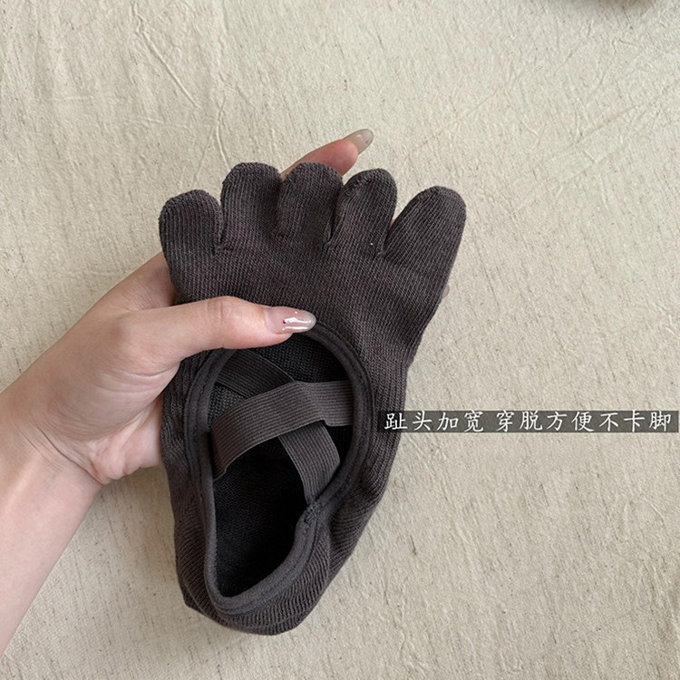 Kaos Kaki Yoga Wanita dengan T - Yoga Mat ulasan dan harga